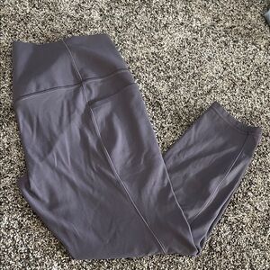 Athleta Light Violet Salutation Stash 7/8 Leggings with Pockets